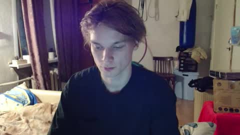 Snapshot of gofymcmouse chatting on 10-25-25, 09:42 Daniel online show from 10-25-25, 09:42