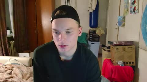 Snapshot of gofymcmouse chatting on 11-02-25, 10:23 Daniel online show from 11-02-25, 10:23