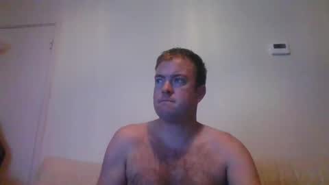 Snapshot of gogo12104 chatting on 09-27-25, 08:25 jme online show from 09-27-25, 08:25