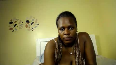 Snapshot of gold_melanin chatting on 05-18-26, 11:49 gold_melanin online show from 05-18-26, 11:49