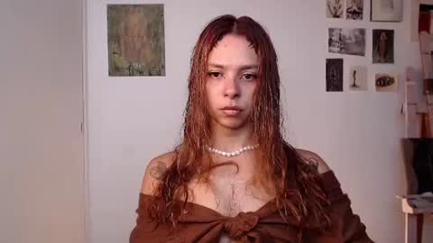 Snapshot of golden_alaska chatting on 06-12-26, 12:59 Alaska online show from 06-12-26, 12:59