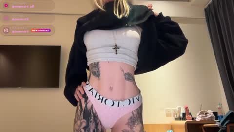 Aline meow   online show from 06-27-26, 01:06