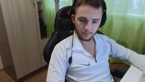 Golden boyyy21 online show from 11-29-25, 06:49