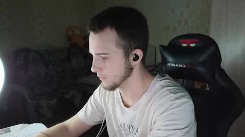 Snapshot of golden_boyyy21 chatting on 06-23-26, 08:51 Golden boyyy21 online show from 06-23-26, 08:51