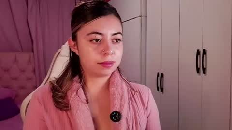 golden_gingerkitty online show from 06-19-26, 11:41