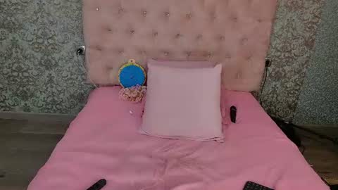 golden girl   online show from 07-14-26, 10:43