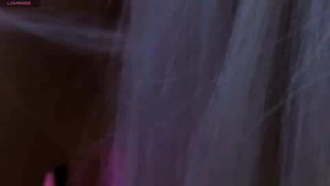 Snapshot of goldenamberx chatting on 02-27-25, 11:41 GoldenAmberX online show from 02-27-25, 11:41