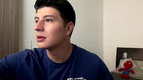 Snapshot of goldenknight33 chatting on 10-26-25, 04:24 goldenknight33 online show from 10-26-25, 04:24