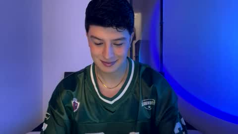 Snapshot of goldenknight33 chatting on 11-22-25, 03:55 goldenknight33 online show from 11-22-25, 03:55