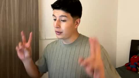 Snapshot of goldenknight33 chatting on 12-02-25, 04:46 goldenknight33 online show from 12-02-25, 04:46