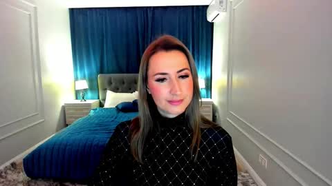 Olivia online show from 10-06-25, 03:37