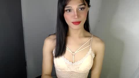 Snapshot of goldenlily69 chatting on 03-02-25, 11:09 Lily is Gold online show from 03-02-25, 11:09