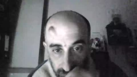 Snapshot of goldenmasculine chatting on 03-18-26, 06:00 goldenmasculine online show from 03-18-26, 06:00