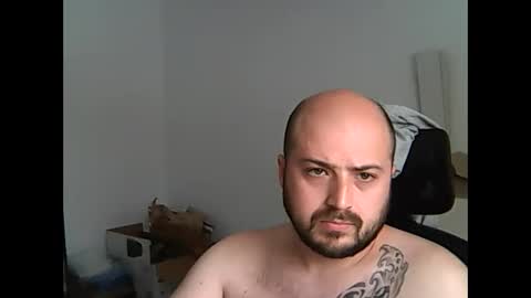 Snapshot of goldenspainboy chatting on 04-25-26, 09:45 goldenspainboy online show from 04-25-26, 09:45