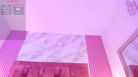 goldilockss15 online show from 09-18-25, 03:08