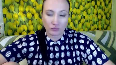 Snapshot of goldmoonn chatting on 01-11-25, 10:07 goldmoonn online show from 01-11-25, 10:07