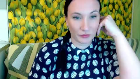 Snapshot of goldmoonn chatting on 02-12-25, 08:07 goldmoonn online show from 02-12-25, 08:07