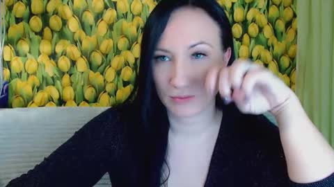 Snapshot of goldmoonn chatting on 11-22-25, 03:00 goldmoonn online show from 11-22-25, 03:00