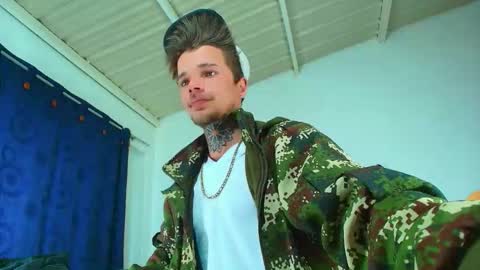 Goldy Loyal93 online show from 09-14-25, 10:42