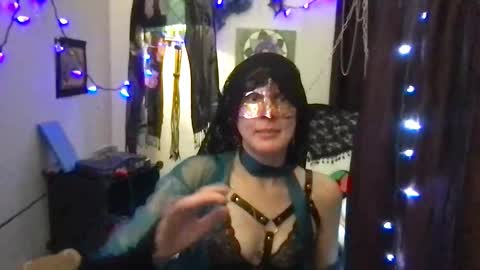 goldynsilvyrempress online show from 04-25-26, 07:22