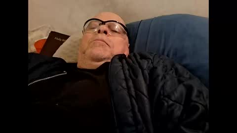 Snapshot of gonadalache chatting on 03-25-26, 01:06 gonadalache online show from 03-25-26, 01:06