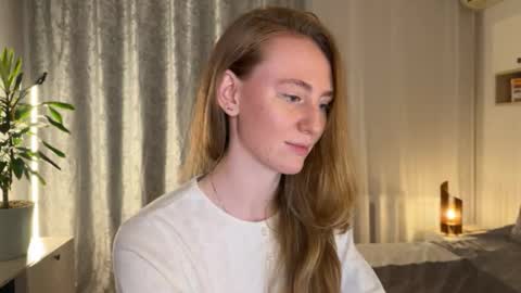 Snapshot of good__choice chatting on 12-21-25, 02:02 Polly online show from 12-21-25, 02:02