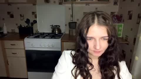 good_girl_24 online show from 06-16-26, 10:12