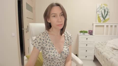 Snapshot of good_glamorgirl chatting on 12-22-25, 02:30 Good GlamorGirl online show from 12-22-25, 02:30