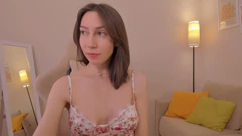 Snapshot of good_glamorgirl chatting on 02-25-26, 04:00 Good GlamorGirl online show from 02-25-26, 04:00