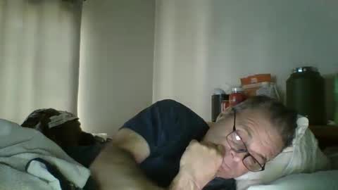 Snapshot of good_vibes chatting on 12-25-24, 10:27 good_vibes online show from 12-25-24, 10:27