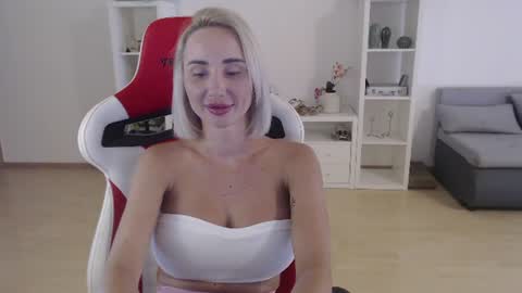 Natalie online show from 07-16-26, 08:09