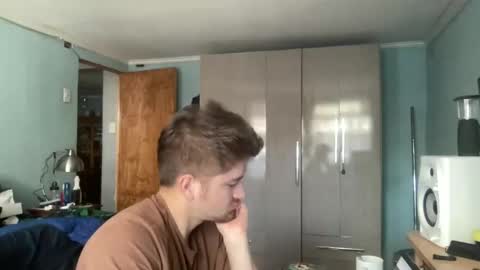 Snapshot of goodfumes chatting on 02-17-26, 02:02 goodfumes online show from 02-17-26, 02:02