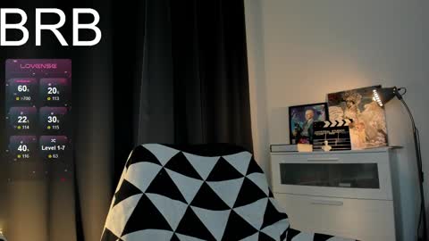 SOPHIE online show from 02-24-25, 12:30