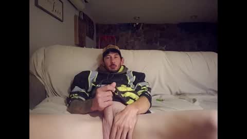 Snapshot of goodtimefun81 chatting on 11-06-25, 03:18 goodtimefun81 online show from 11-06-25, 03:18