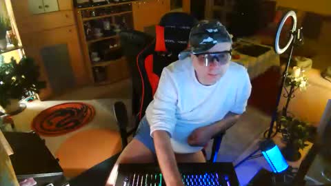 google5001 online show from 02-28-26, 08:21