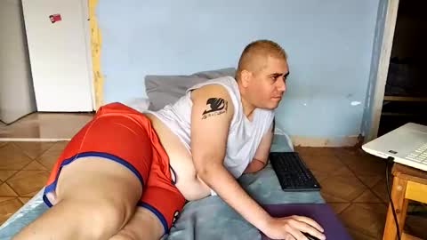 Snapshot of gorak32 chatting on 05-01-26, 02:10 GoraK online show from 05-01-26, 02:10
