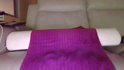 Snapshot of gordan10973 chatting on 01-01-25, 09:28 gordan10973 online show from 01-01-25, 09:28