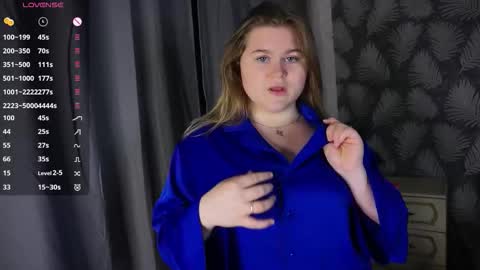Snapshot of gorgeous_beaux chatting on 10-21-25, 06:30 Sexy Mona 3 online show from 10-21-25, 06:30