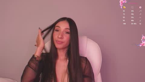 Snapshot of gorgeous_brunette chatting on 03-27-26, 08:09 Rose online show from 03-27-26, 08:09