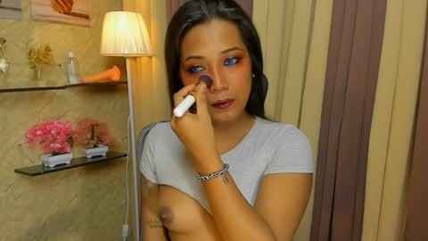 RIANA online show from 05-11-26, 04:48