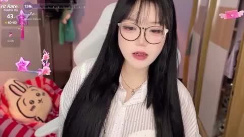 Snapshot of gorgeous_girl33 chatting on 12-11-24, 11:21 gorgeous girl33 online show from 12-11-24, 11:21