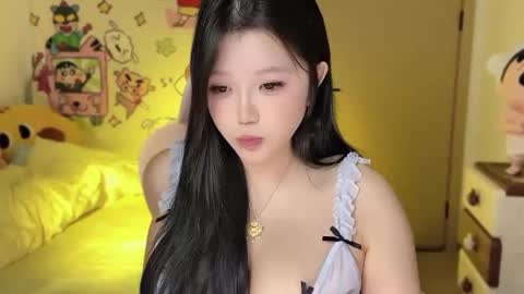 Snapshot of gorgeous_girl33 chatting on 10-08-25, 07:33 gorgeous girl33 online show from 10-08-25, 07:33