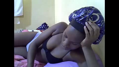 gorgeous_maya1 online show from 03-21-26, 08:19