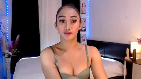 Snapshot of gorgeous_nicole chatting on 02-20-25, 01:03 gorgeous_nicole online show from 02-20-25, 01:03