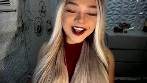 Amanda rose online show from 11-22-25, 02:10