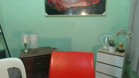 Snapshot of gorgeoussamantha69 chatting on 05-17-26, 12:34 samantha online show from 05-17-26, 12:34