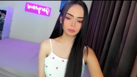 Snapshot of gorgeoustransgirl chatting on 06-13-26, 07:23 Emmy online show from 06-13-26, 07:23