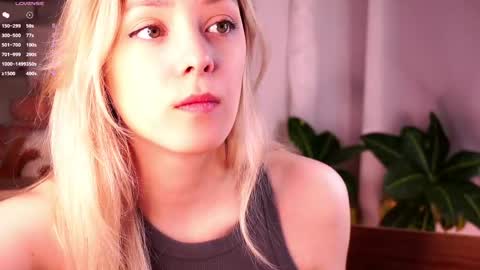 Luna online show from 05-30-26, 01:57