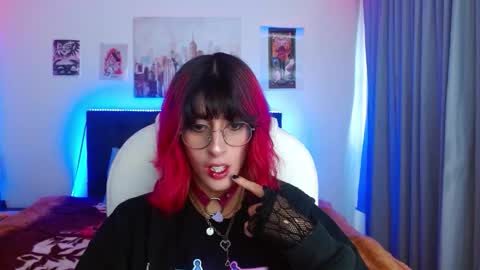 goth_minerva online show from 11-30-25, 01:26