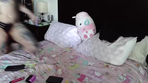 gothbaby305 online show from 04-13-26, 09:20